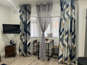 New self-contained double bedroom studio flat